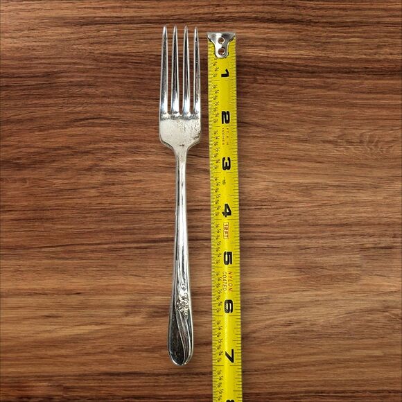 H&T MFG Co Vintage 1940 Meadow Flower Silver Plated Dinner Forks Set of 8 Fork - Picture 5 of 5